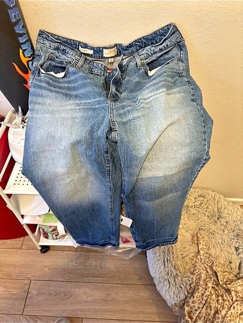 Universal Thread Mid-Rise Boyfriend Jeans Women's Distressed Boyfriend Jeans in